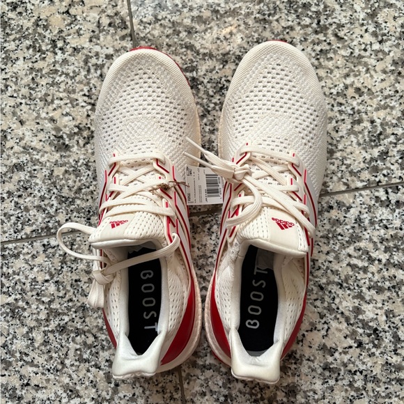 Adidas Ultraboost White with Red Accents - Picture 4 of 5